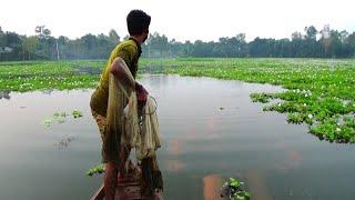 Net Fishing Video। Traditional Cast Net Fishing in River। Fishing with a cast net