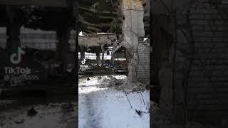 ОНА ГНЕТСЯ СЛЫШИШЬ?.Дом развалился на глазах. Видео с тиктока