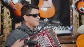 Un GENIO con el REQUINTO y ACORDEON - JUNIOR ZAMBRANO en CANTANDO con EL VIEJO LUCHO