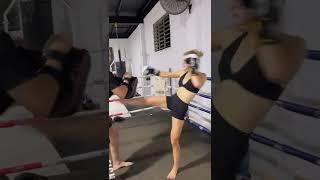 Jayde Cinelli Muay Thai Padwork #muaythai #femalefighters