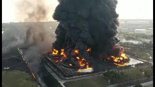 PERTAMINA TERBESAR DI ASIA TERBAKAR #PRAY FOR INDARAMAYU BALONGAN