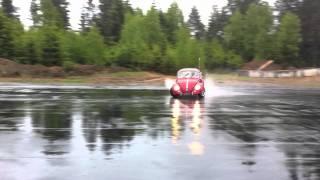 Drifting my 1965 VW Beetle 40hp