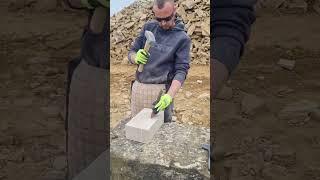 Sandstone splitting with hand tools #handtools #sandstone #rocks