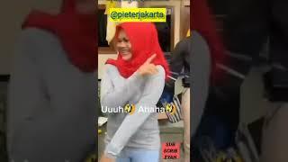 Lomba Makan Pisang Peserta Emak-emak Heboh‼️‼️