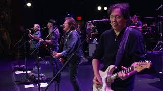 The Doobie Brothers - Listen To The Music Reprise Live From The Beacon Theater