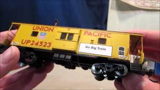 Unboxingreview of the Walthers HO scale bay window caboose