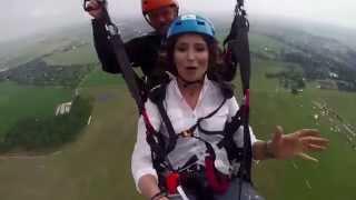 tv presenter Anna Dec  paragliding  TVN Meteo Active
