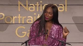 Venus Williams receives the #PortraitOfaNation Award