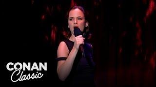 Juliette Lewis Performs “I Will Survive”  Late Night with Conan O’Brien