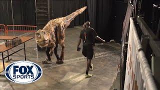 Halloween dinosaur shocks Suns players