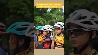 Pertama kali Cherry belajar sepatu roda??#short #shortsviral #shorts #viral #inlineskate #anakanak