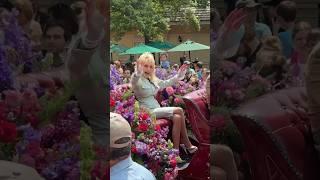 Dolly Parton Parade at Dollywood #dollywood #dollyparton