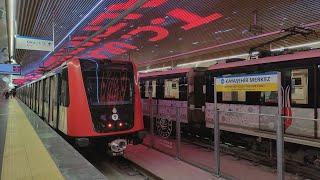 İstanbul Metrosunda Kayaşehir - Kirazlı Arasında Seyahat