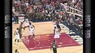 Tim Duncans first Points in the NBA HD