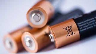 The science behind how a battery works  How it works