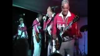 The Merrymen - Feeling Hot Hot Hot Live at Fort George NOTL 2010