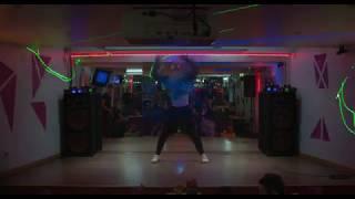 Happy End 2017 Michael Haneke - Chandelier dancing scene