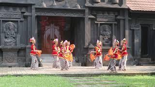 Traditional Dance  TARI GOLEK MANIS - Java Indonesia