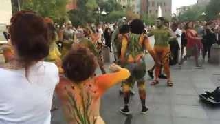 Over 100 Body Painted Naked People Dance In NYC Streets to Celebrate Body Acceptance