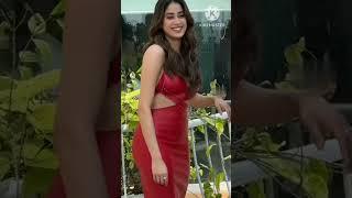 Janvi Kapoor In Cricket Ball Dress looking Hot#shortsfeed #janvikapoor #shridevi