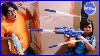 Box Fort Maze Ultimate Nerf Battle Challenge  Boys Vs. Girls