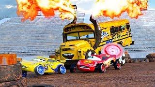 FIRE-UP  Miss Fritter & Lightning McQueen Racing Days. Crash N Smash Crazy 8 Race Disney Cars 