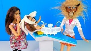 НА ОСМОТРЕ У ЗЛОГО СТОМАТОЛОГА Мультик #Барби Школа Куклы Игрушки для девочек IkuklaTV