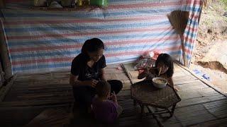 Tieu Ca - Life Single Adopted a poor miserable girl - visited her sick grandfather