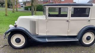 1929 Renault NN2 Saloon