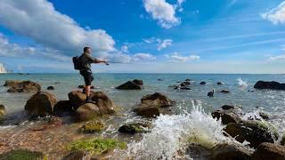 Bass ATTACK at my Feet - Epic Saltwater Lure Fishing