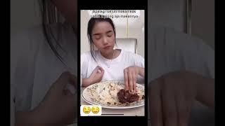 Rendang terenak yg wajib kamu cobainRendang mama Fuji #rendang#review#fuji#shorts#shortvideo#fyp