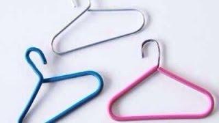 Как сделать вешалку для одежды для кукол    how to make a hanger for dolls