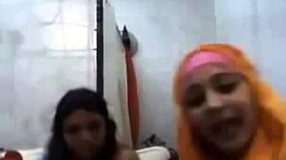 Leaked Pakistani very hot Girls Hostel scandal mms video