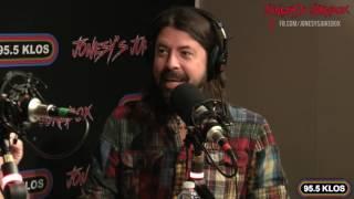 Dave Grohl aka Jonesy & Taylor Hawkins Takeover Jonesys Jukebox