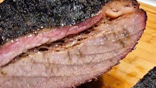 Full Packer Brisket vom Monolith Classic Pro 2.0 - low and slow BBQ Beef-Brisket Rinderbrust