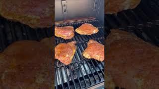 Chicken Skin Brisket Burgers on the Tahoma 900  Oklahoma Joes®️