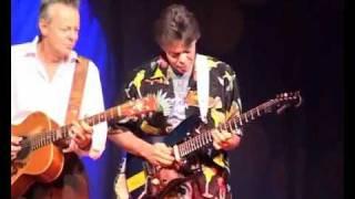 Tommy Emmanuel Phil Emmanuel - Europa Santana