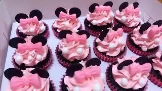 Easy how to make Minnie Mouse cupcakes step by step