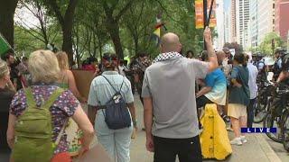 Protestors flock to downtown Chicago for Trump speech