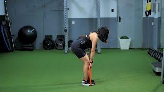 Übungen mit elastischen Bändern für die Beine Übungen für die Oberschenkel mit elastischen Bändern