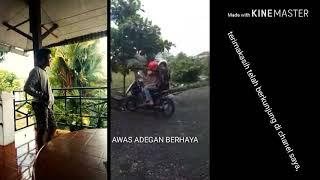 Ngeporgok  tukang ojek mesum di kandang ayam