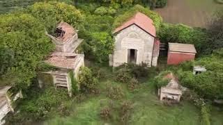 Cimitero vecchio del comune di Vitulazio CE in stato di abbandono