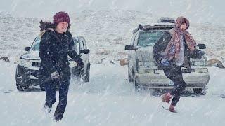 two girls survive a BLIZZARD in their vehicles