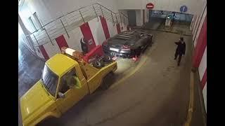 Tow truck driver steals Lamborghini Murcielago worth 12 million rubles in Moscow parking lot