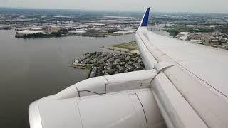 United 757-200 Stadium Visual RWY 29 Landing into Newark +ATC