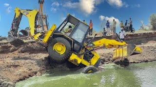 JCB Accident Slipped in River  CAT JCB Stuck in River Badly Pulled By Escort Hydra