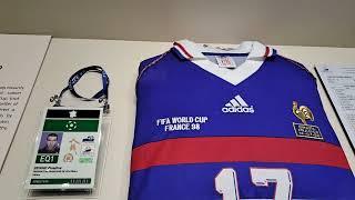 أرشيف الفيفاقميص اللاعب ايمانويل بيتيه+بطاقة اعتماد زيدان #worldcup1998    #fifa #zidane #france