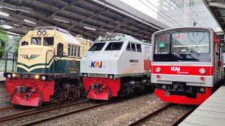 RAMAINYA KERETA API KRL DI STASIUN JAKARTA EDISI MEI 2024 Spesial KERETA TERBARU LOKOMOTIF VINTAGE