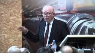 The Quantum Theory of Fields Effective or Fundamental? CERN on 2009-07-07 T1630