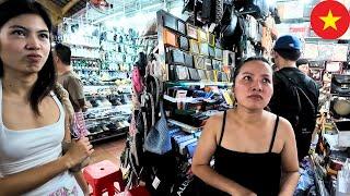 Vietnamese Woman SLAPPED Me at Ben Thanh Fake Market 